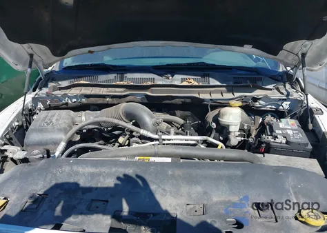 2017 Ram 1500 Express 4X2 6'4 Box z USA, uszkodzony, nr VIN 1C6RR6FT9HS610021